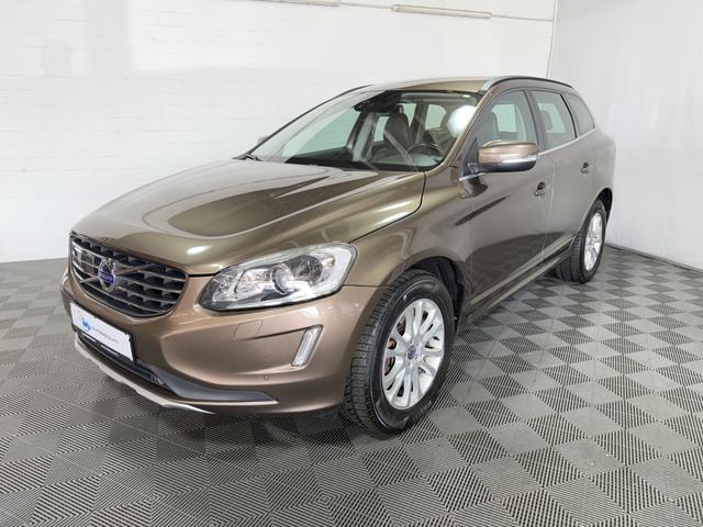 Volvo XC60 - D4 2WD Aut. Momentum LEDER NAVI SHZ AHK STH