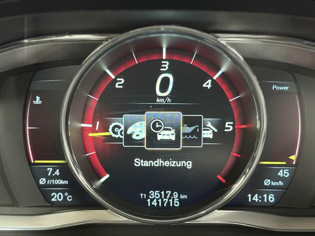 Volvo XC60 D4 2WD Aut. Momentum LEDER NAVI SHZ AHK STH 