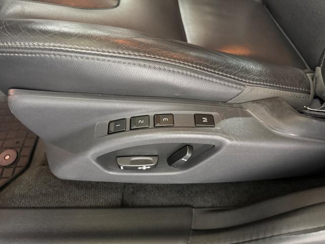 Volvo XC60 D4 2WD Aut. Momentum LEDER NAVI SHZ AHK STH 