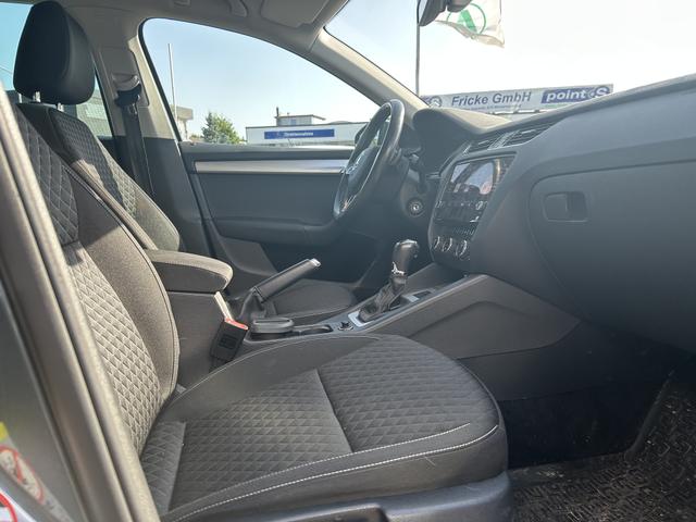Skoda Octavia Combi 1.4 TSI DSG Drive LED ACC RFK AHK 