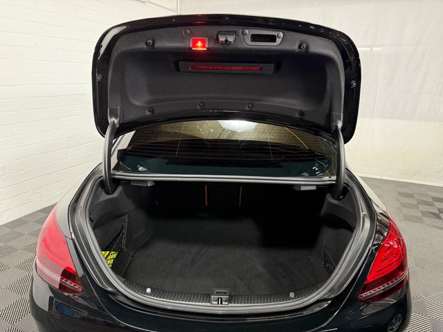 Mercedes-Benz C-Klasse C 300 AMG Line Burmester Leder LED RFK SHZ 19" 