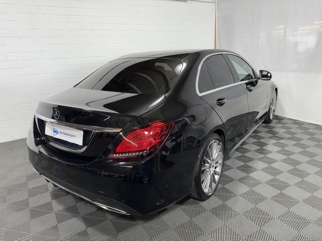 Mercedes-Benz C-Klasse C 300 AMG Line Burmester Leder LED RFK SHZ 19" 