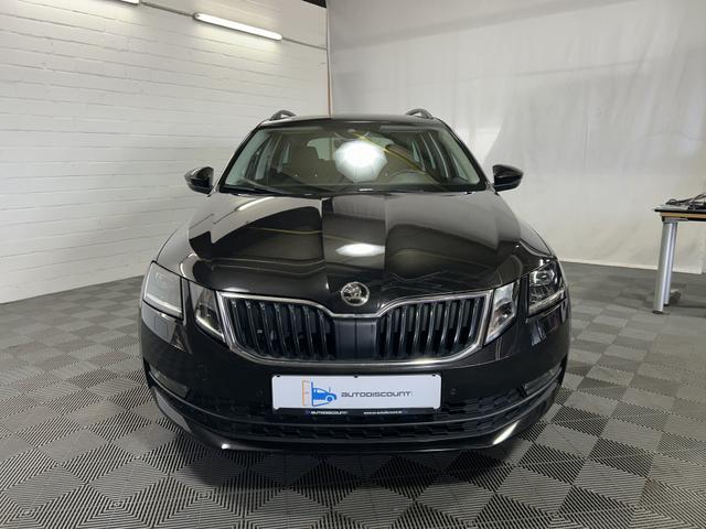 Skoda Octavia Combi 2.0 TDI DSG Soleil NAVI ACC LED SHZ 1.Hand 