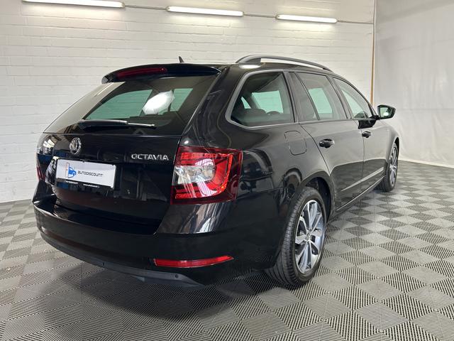 Skoda Octavia Combi 2.0 TDI DSG Soleil NAVI ACC LED SHZ 1.Hand 