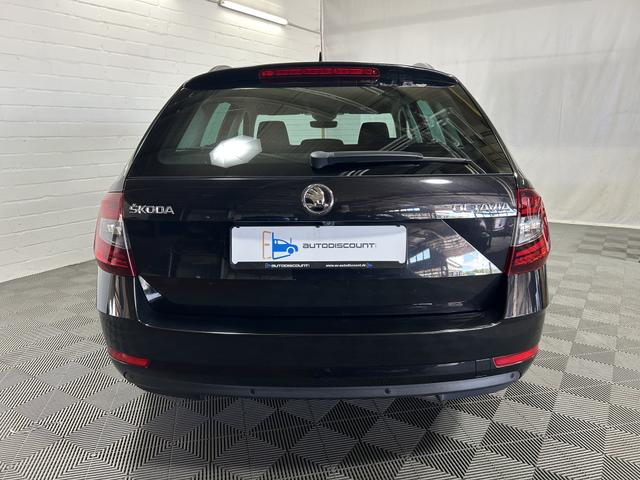 Skoda Octavia Combi 2.0 TDI DSG Soleil NAVI ACC LED SHZ 1.Hand 