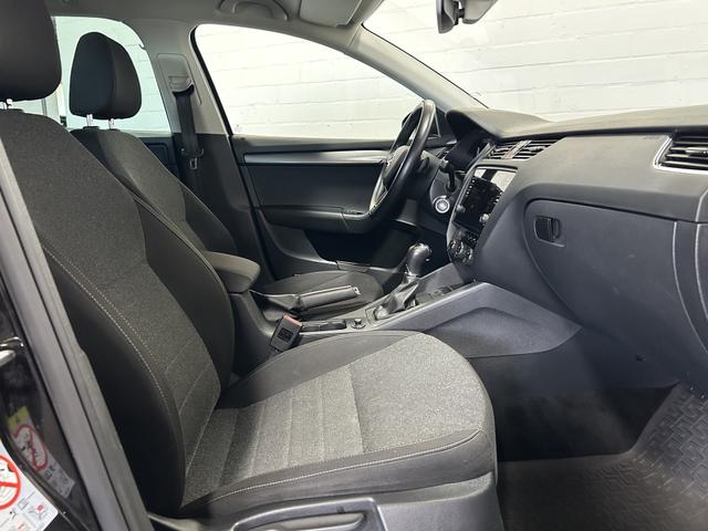 Skoda Octavia Combi 2.0 TDI DSG Soleil NAVI ACC LED SHZ 1.Hand 