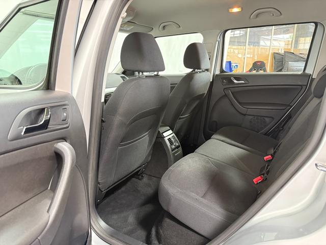 Skoda Yeti 2.0 TDI Ambition DSG 4x4 Greentec Klima SHZ AHK XENON 