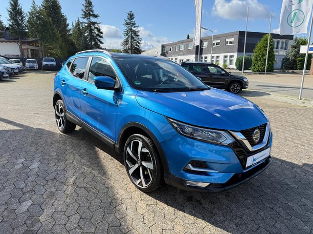 Nissan Qashqai 1.7 dCi Tekna 4x4 Aut. ACC LED NAVI AHK PANO 