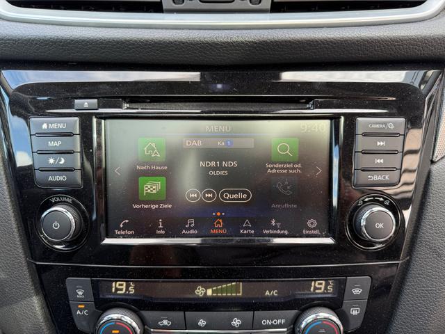 Nissan Qashqai 1.7 dCi Tekna 4x4 Aut. ACC LED NAVI AHK PANO 