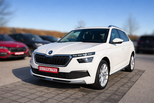 Skoda Kamiq 1.5 TSI DSG Style OPF AHK NAVI Frontscheibenheizung 