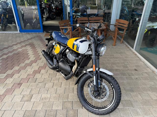 Royal Enfield Bear 650 Wild Honey 