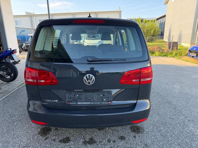 Volkswagen Touran Trendline 1.2 TSI 