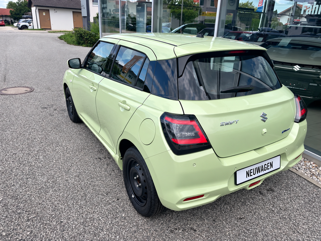 Suzuki Swift 1.2 Dualjet Mild-Hybrid Club 