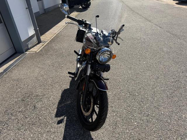 Royal Enfield Meteor 350 15,0 kW Stellar Red 