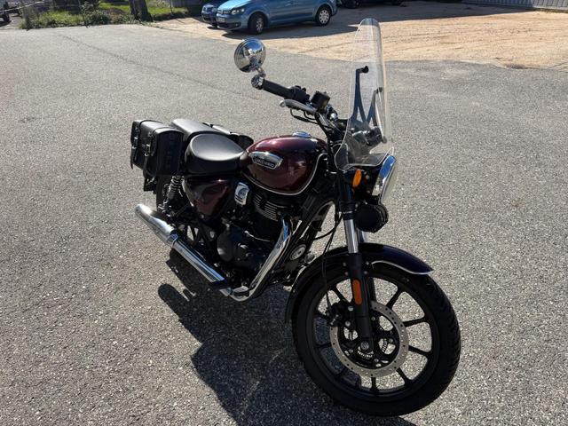 Royal Enfield Meteor 350 15,0 kW Stellar Red 