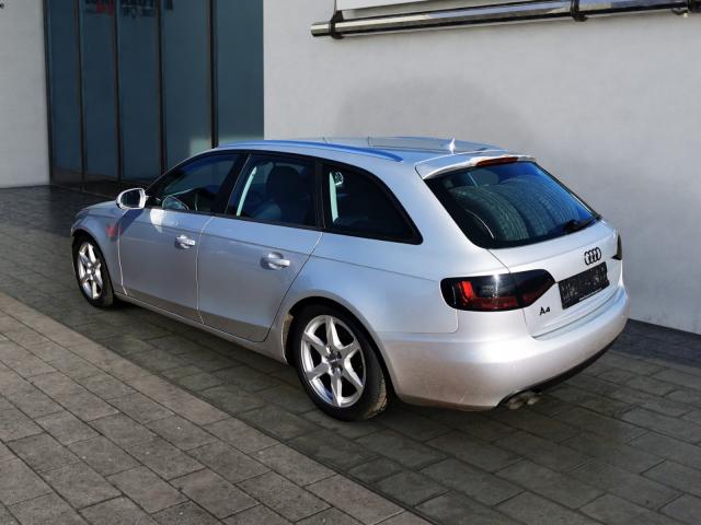 Audi A4 Avant Ambition*Bi-Xenon*Navi*Alu*PDC* Klima 