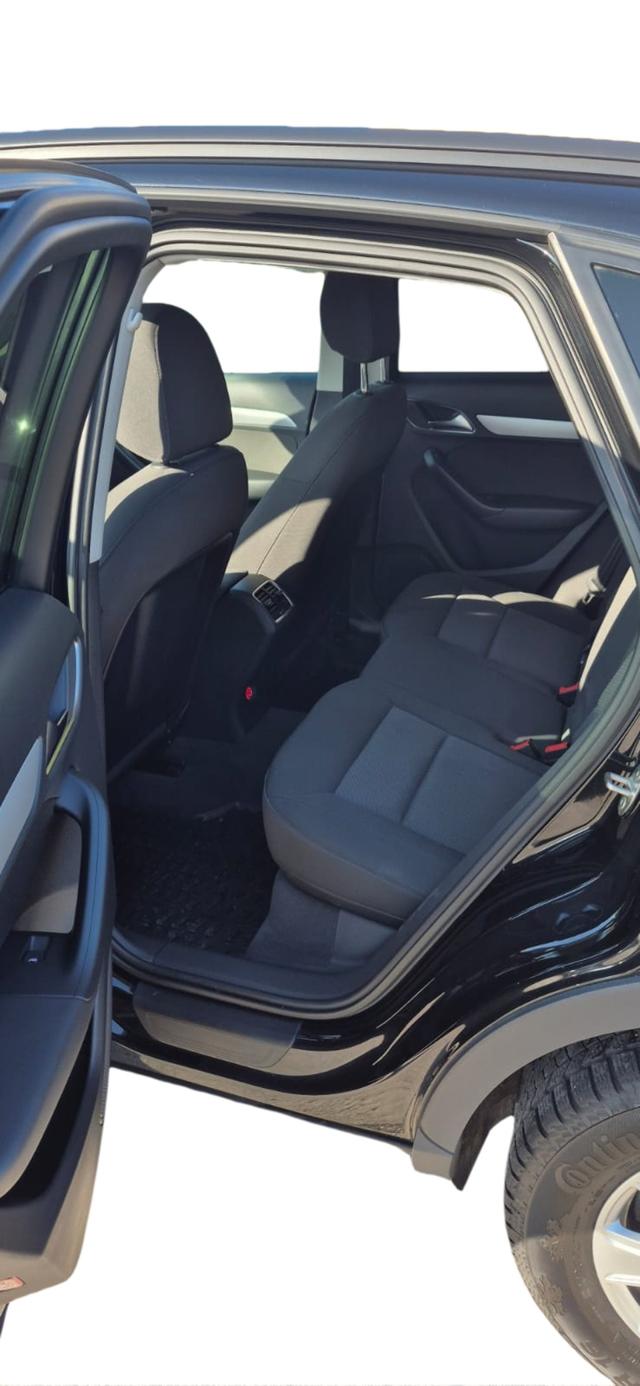 Audi Q3 1.4 TFSI Ultra*Xenon*Navi*BT*PDC*8-Fach* 