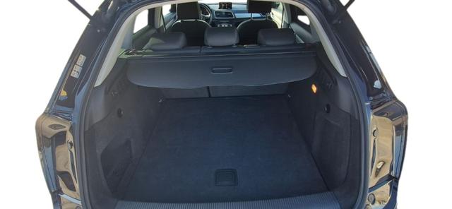 Audi Q3 1.4 TFSI Ultra*Xenon*Navi*BT*PDC*8-Fach* 