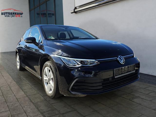 Volkswagen Golf - VIII Lim.1.5 Life*NAVI*LED*AHK*8-fach*