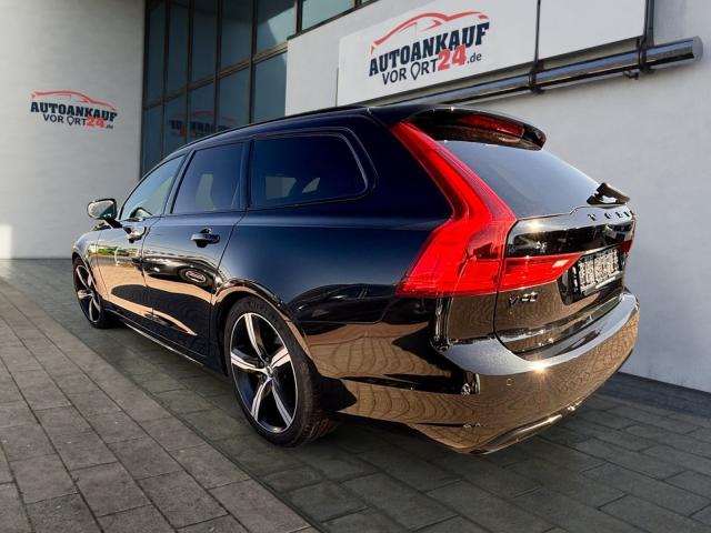 Volvo V60 Kombi Momentum Pro Klima Navi Einparkhilfe 