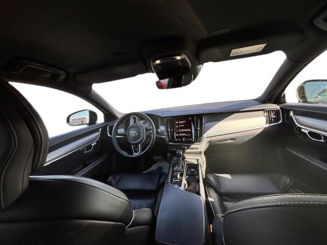 Volvo V60 Kombi Momentum Pro Klima Navi Einparkhilfe 