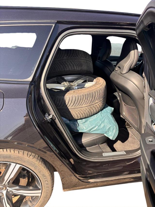 Volvo V60 Kombi Momentum Pro Klima Navi Einparkhilfe 