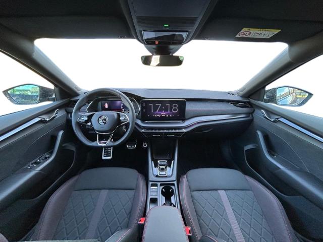 Skoda Octavia Combi Combi*RS*AHK*DSG*NAVI*ACC*elKlappe* 