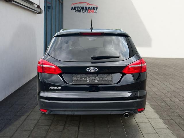 Ford Focus Turnier Titanium*1.Hand*Navi*BT*8-fach* 