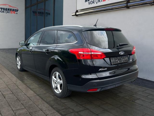 Ford Focus Turnier Titanium*1.Hand*Navi*BT*8-fach* 