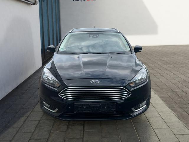 Ford Focus Turnier Titanium*1.Hand*Navi*BT*8-fach* 