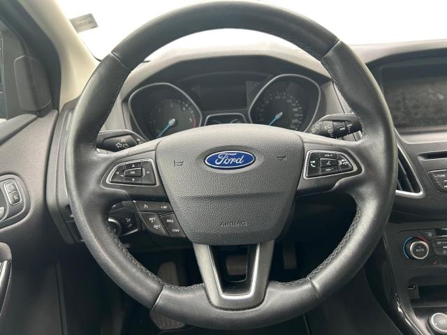 Ford Focus Turnier Titanium*1.Hand*Navi*BT*8-fach* 