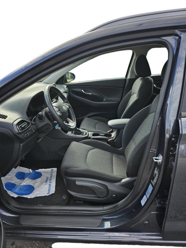 Hyundai i30 Kombi CW 1.0 T-GDI Trend Mild-Hybrid*NAVI*PDC*LED 
