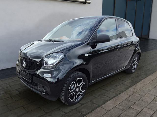 Smart forfour Passion*Cool&Audio*Sitzheiz*Tempomat* 
