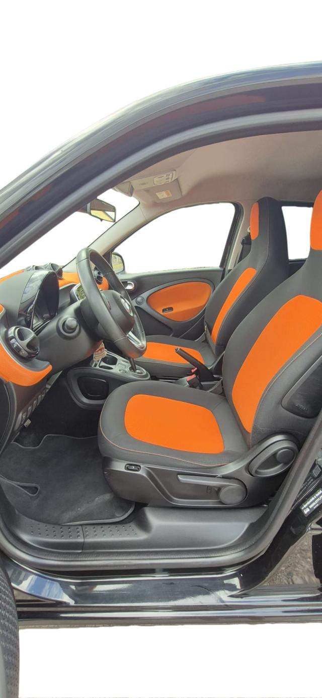 Smart forfour Passion*Cool&Audio*Sitzheiz*Tempomat* 