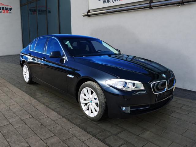 BMW 5er - Baureihe 528 i*Leder*Navi*8-fach* Klima Xenon