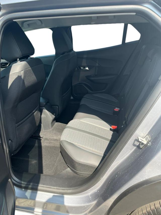 Peugeot 2008 Allure Pack*Hagel* Klima Rückfahrkamera 