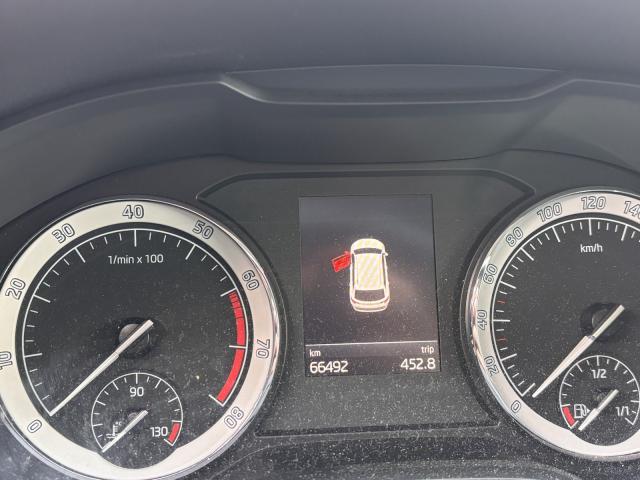 Skoda Karoq Style 1.5TSI*LED*DSG*TÜV-NEU* Klima 