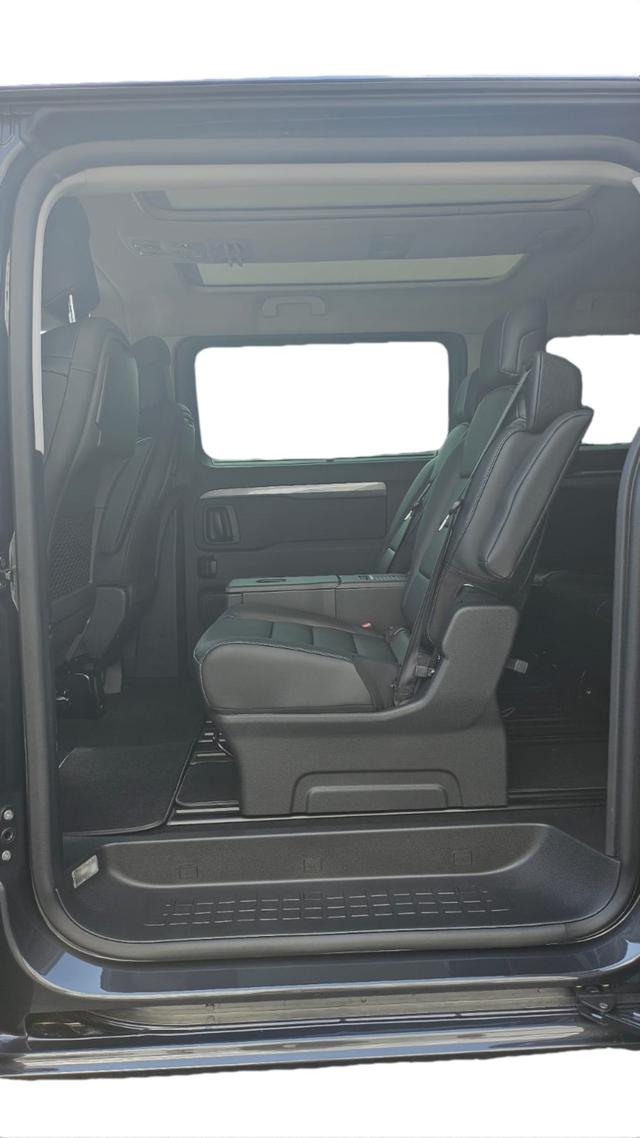 Peugeot Traveller Allure 180 2.2 L2*Vollausstattung*AHK* 