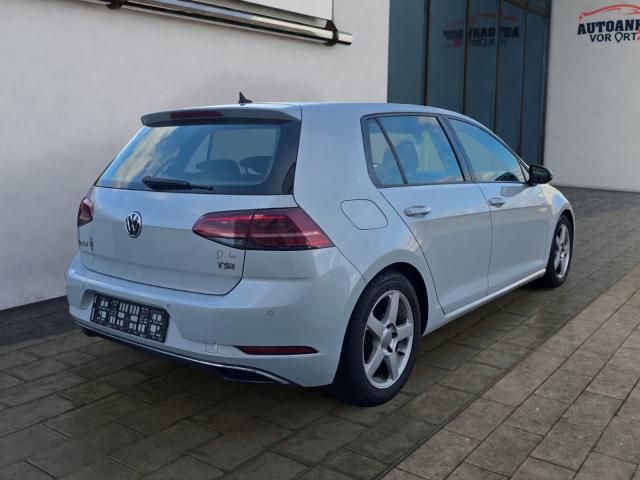 Volkswagen Golf VII Lim. Comfortline*Pano*Navi*Winter* 
