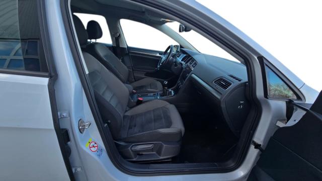 Volkswagen Golf VII Lim. Comfortline*Pano*Navi*Winter* 