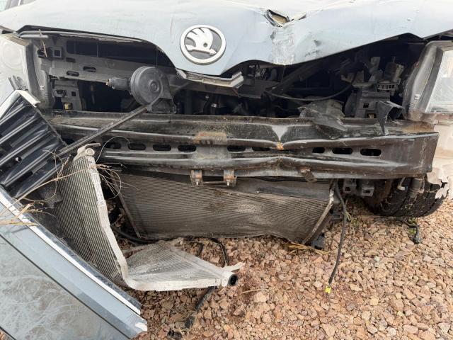 Skoda Octavia Combi RS*DSG*Unfall*PANO* Klima Xenon 