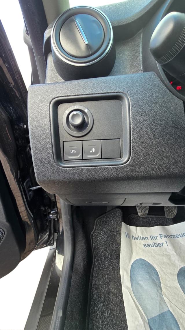 Dacia Duster II Prestige+*NAVI*LED*AHK*LPG*2JGarantie* 