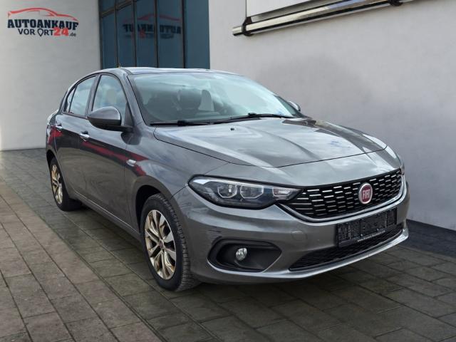 Fiat Tipo 5-T&uuml;rer - Lounge 1.6 JTDM*NAVI*DAB*T&Uuml;V-Neu* Klima