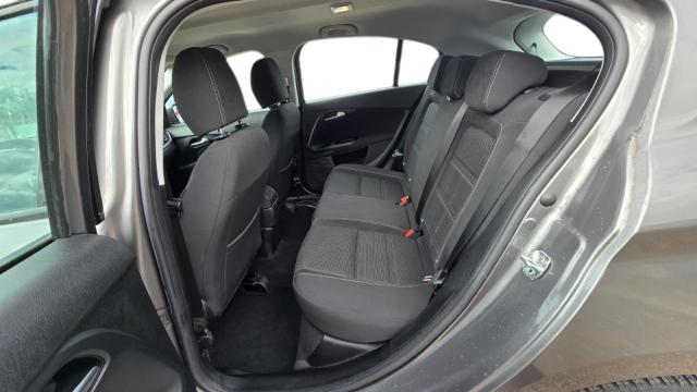 Fiat Tipo 5-T&uuml;rer Lounge 1.6 JTDM*NAVI*DAB*T&Uuml;V-Neu* Klima 