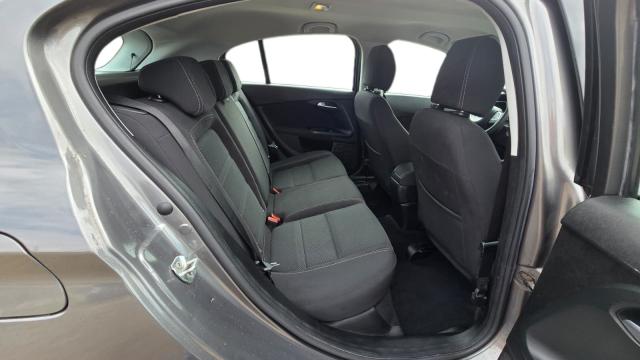 Fiat Tipo 5-T&uuml;rer Lounge 1.6 JTDM*NAVI*DAB*T&Uuml;V-Neu* Klima 