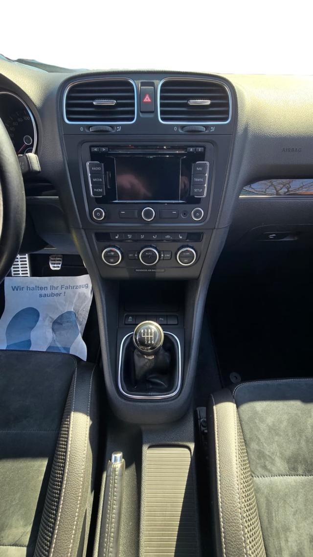 Volkswagen Golf VI Cabriolet*Alcantara*AHK*NAVI*2J Garantie 