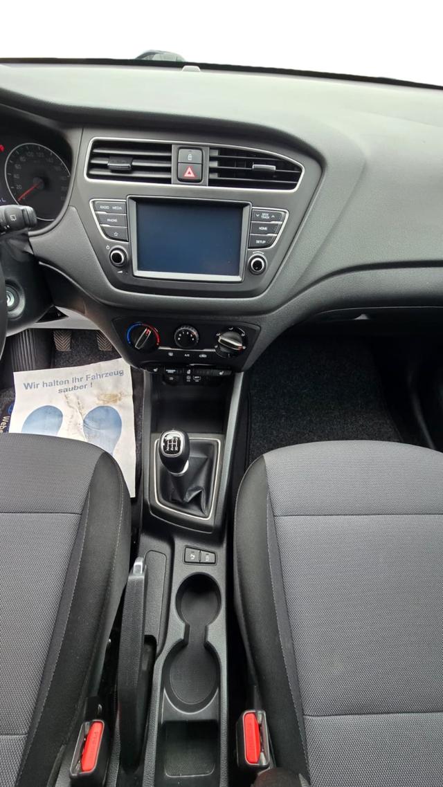 Hyundai i20 YES!*Klima*Winter*BT*2J Garantie* Klima 