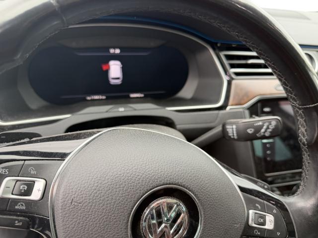 Volkswagen Passat Variant Highline*R-Line*LED*PANO*Dynaudio 
