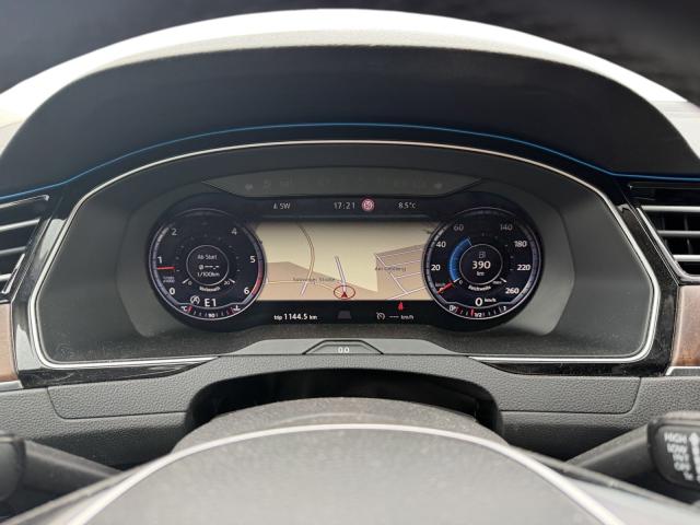 Volkswagen Passat Variant Highline*R-Line*LED*PANO*Dynaudio 
