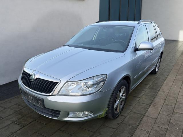 Skoda Octavia Combi Best of*1.4 TSI*PDC*TEMPOMAT* 